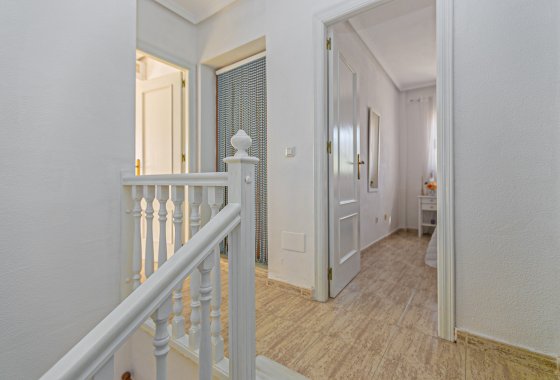 Reventa - Semi - Detached Villa - Mil Palmeras - Riomar