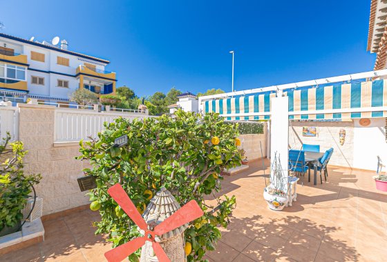 Reventa - Semi - Detached Villa - Mil Palmeras - Riomar