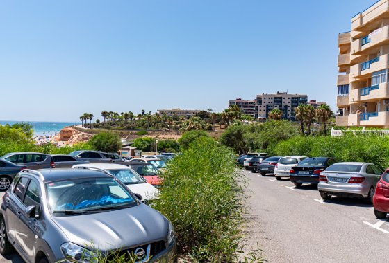 Reventa - Semi - Detached Villa - Mil Palmeras - Riomar