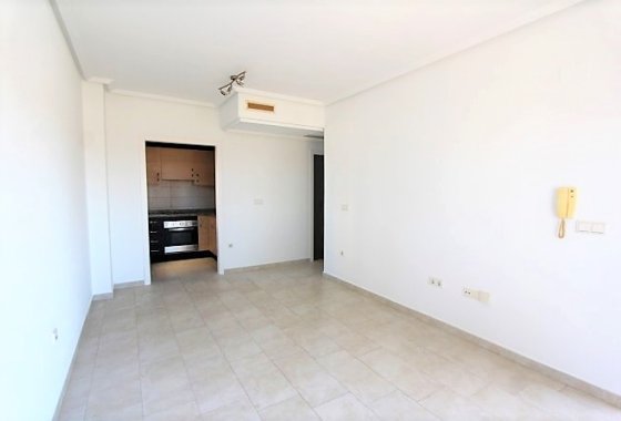 Re-Sale - Apartment - Guardamar del Segura